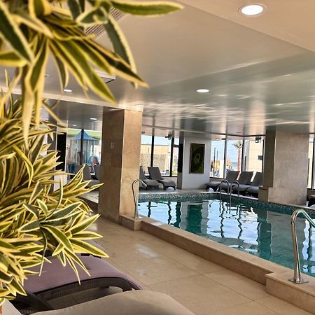 Aquamarine - Pool & Spa Beach Resort Năvodari المظهر الخارجي الصورة