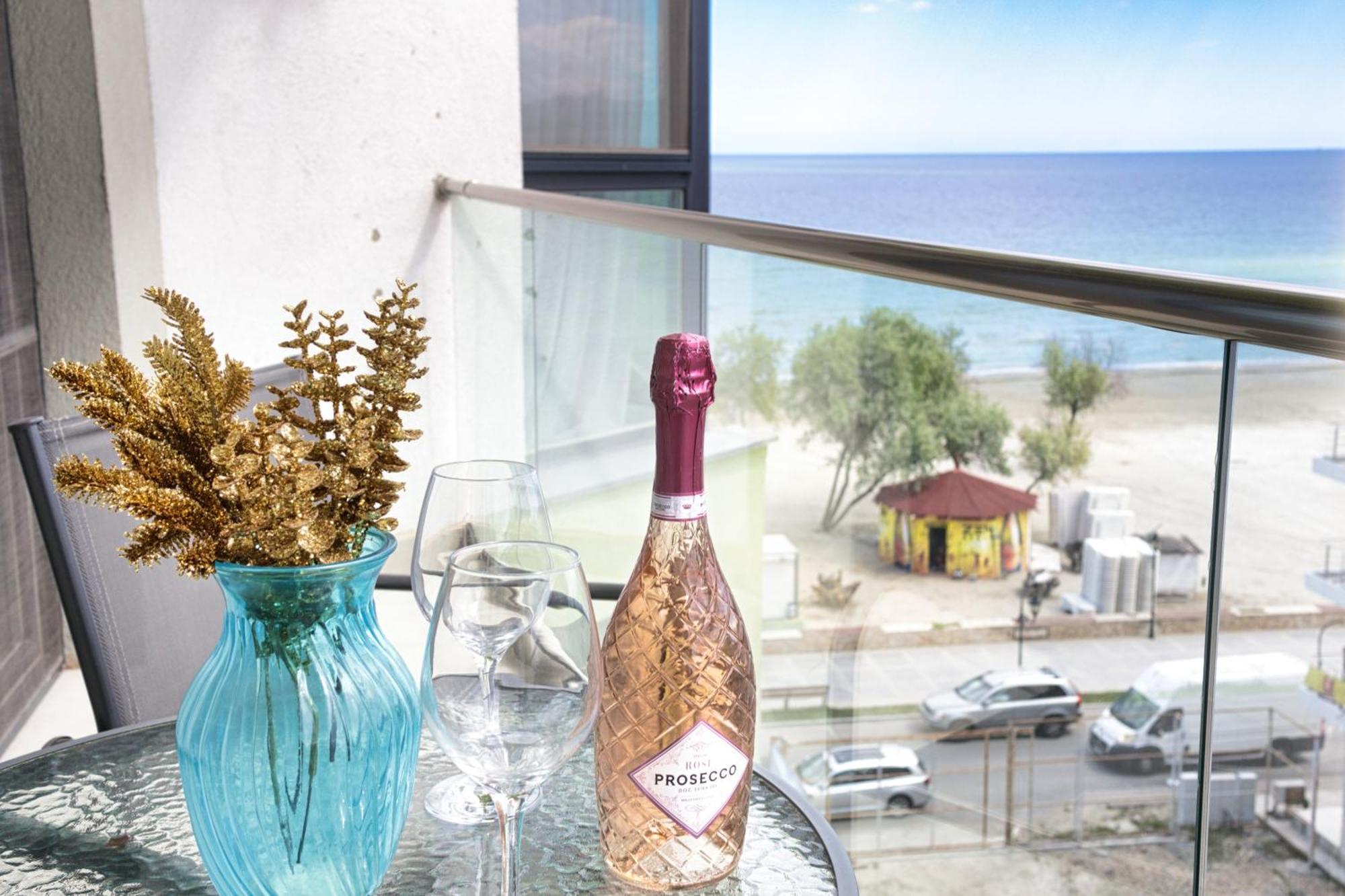 Aquamarine - Pool & Spa Beach Resort Năvodari المظهر الخارجي الصورة